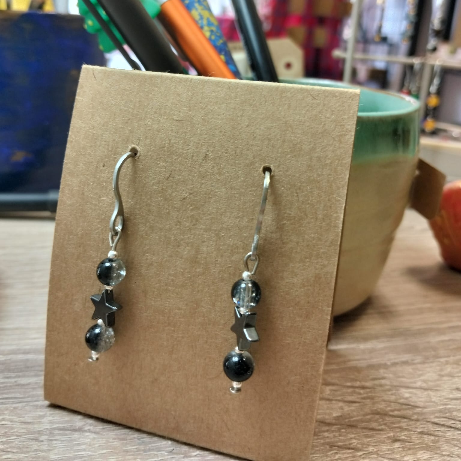 PENDIENTES HEMATITA-ESTRELLAS